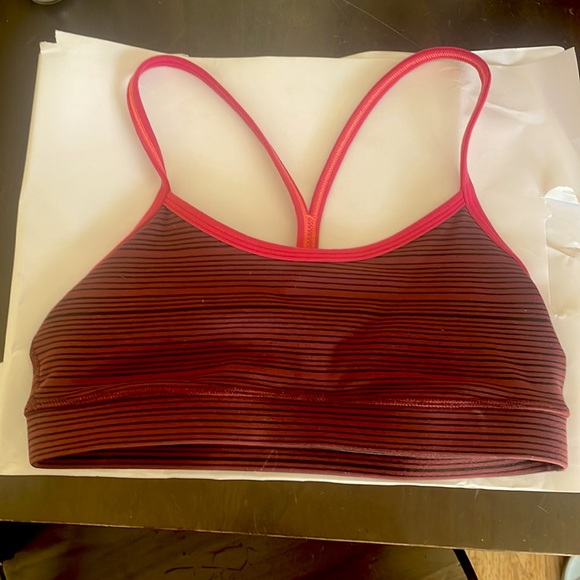 Used Lululemon sports bra - Picture 1 of 2